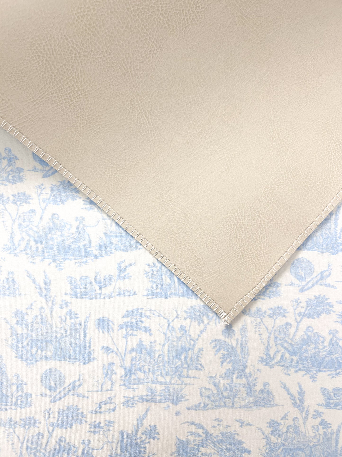 Rollable Doublesided Textile Styling Mat + Storage bag | Toile + taupe